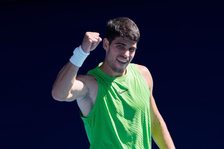 开云体育官网-阿尔卡拉斯直落三盘晋级 连续三年打进澳网16强