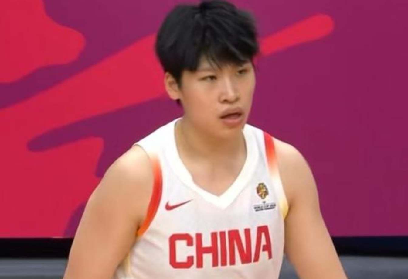 失望！3场比赛仅得2分，球迷：世界杯别带她了，将名额给刘禹彤吧