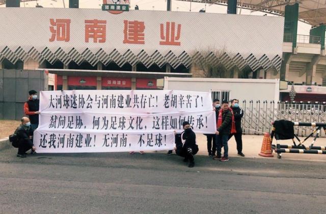 开云体育入口-中性名、归化...中国足球抄作业水平为何这么差？